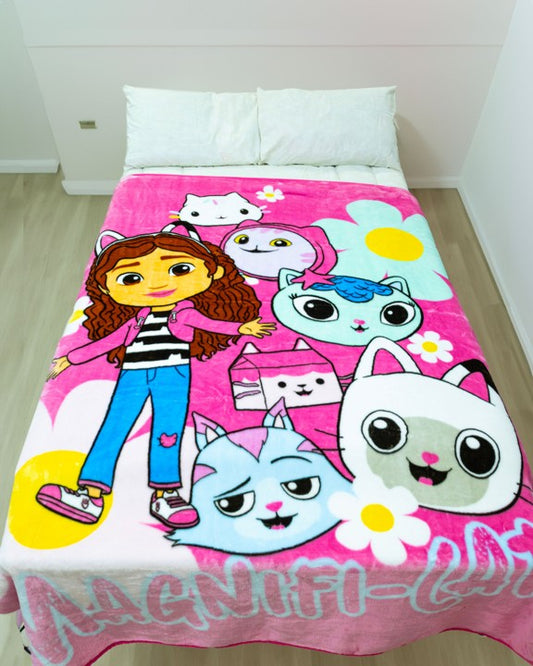 Gabby Doll House Raschel Blanket - 160 x 220 cm, 100% Polyester, 2200 grams